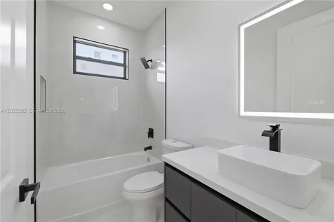 1222 Earnest Street E Lehigh Acres FL 33974