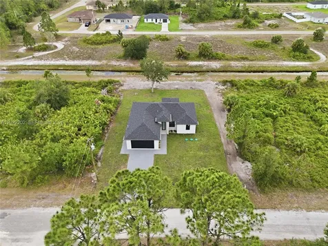 1222 Earnest Street E Lehigh Acres FL 33974