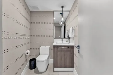 17121 Collins Avenue Sunny Isles Beach FL 33160