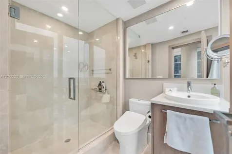 17121 Collins Avenue Sunny Isles Beach FL 33160