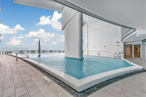 17121 Collins Avenue Sunny Isles Beach FL 33160