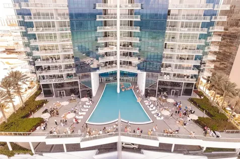 17121 Collins Avenue Sunny Isles Beach FL 33160