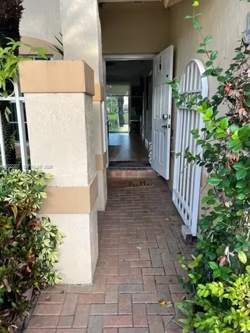 Pembroke Pines FL 33028
