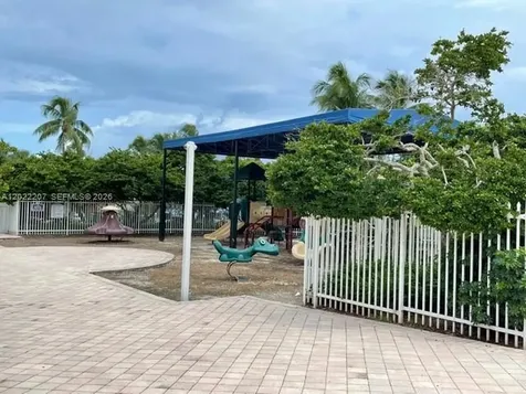 Pembroke Pines FL 33028