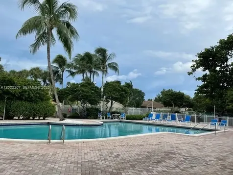 Pembroke Pines FL 33028