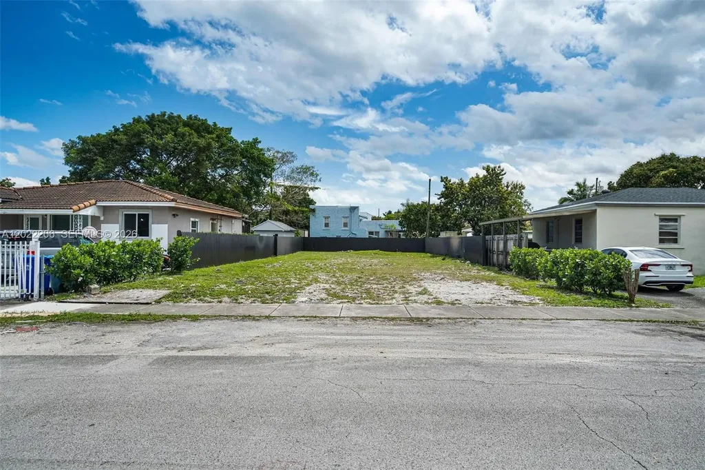 3056 SW 13th Street Miami FL 33145