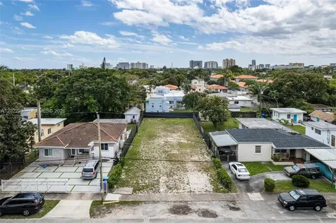 3056 SW 13th Street Miami FL 33145