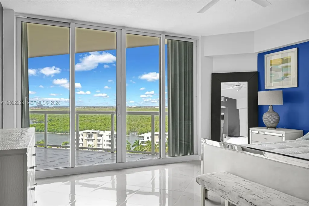 6001 N Ocean Drive Hollywood FL 33019