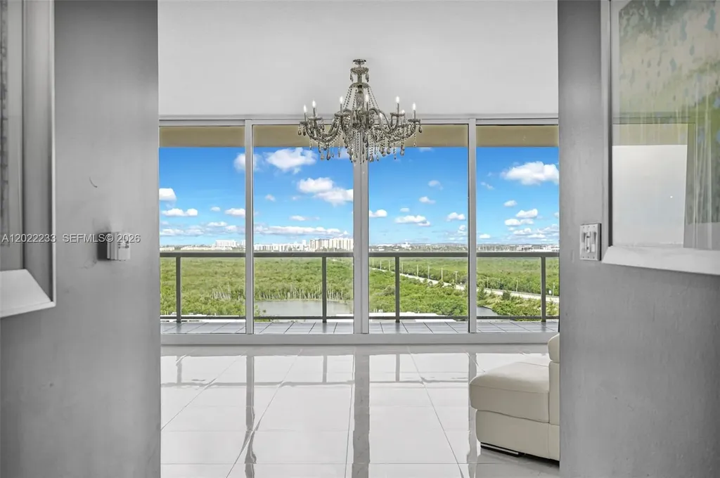 6001 N Ocean Drive Hollywood FL 33019