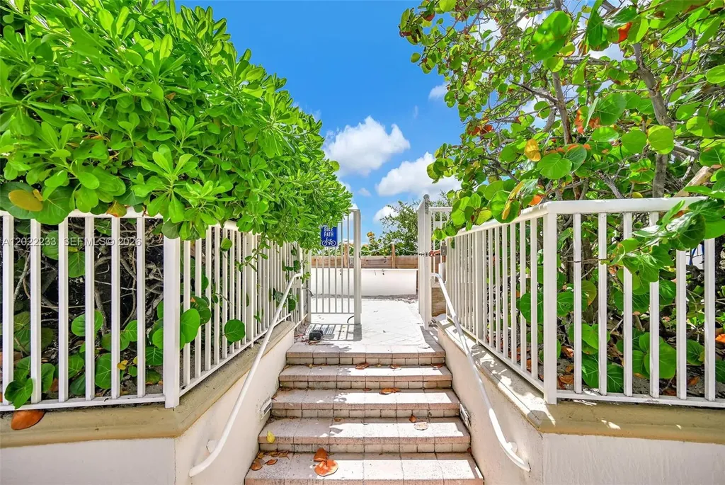 6001 N Ocean Drive Hollywood FL 33019