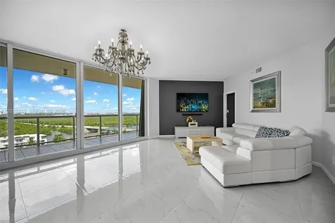 6001 N Ocean Drive Hollywood FL 33019