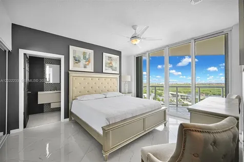 6001 N Ocean Drive Hollywood FL 33019