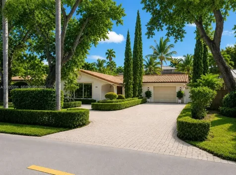 7980 SW 52nd Avenue Miami FL 33143