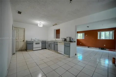 9921 SW 165th Terrace Miami FL 33157