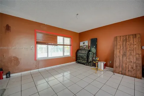 9921 SW 165th Terrace Miami FL 33157