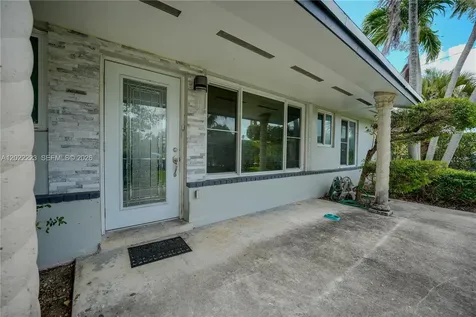 9921 SW 165th Terrace Miami FL 33157