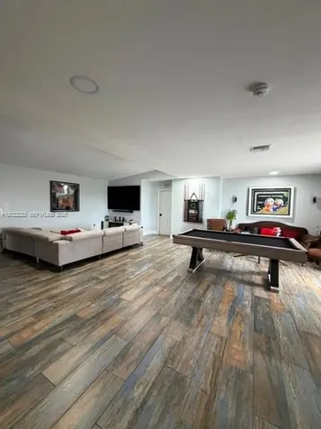 20465 SW 200th Street Miami FL 33187