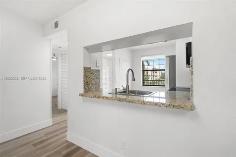 10130 Sunrise Lakes Boulevard Sunrise FL 33322