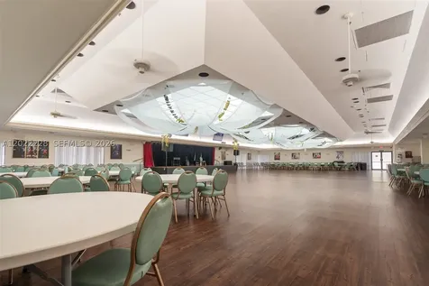 10130 Sunrise Lakes Boulevard Sunrise FL 33322