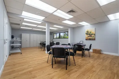 10130 Sunrise Lakes Boulevard Sunrise FL 33322
