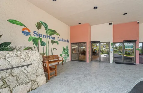 10130 Sunrise Lakes Boulevard Sunrise FL 33322