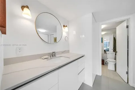 199 Ocean Lane Drive Key Biscayne FL 33149