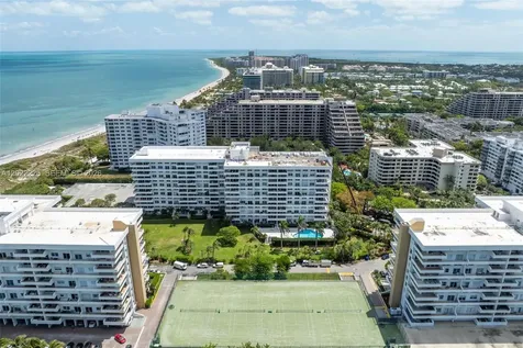 199 Ocean Lane Drive Key Biscayne FL 33149