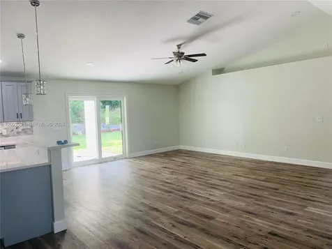 120 Clinton Avenue Lake Placid FL 33852
