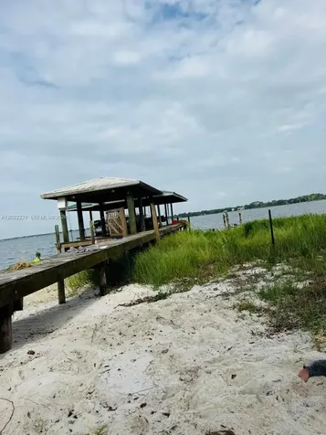 120 Clinton Avenue Lake Placid FL 33852