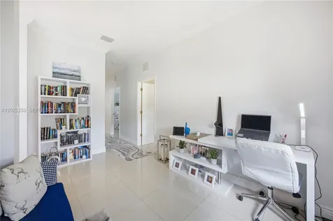 105 NE 28th Court Wilton Manors FL 33334