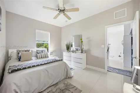 105 NE 28th Court Wilton Manors FL 33334