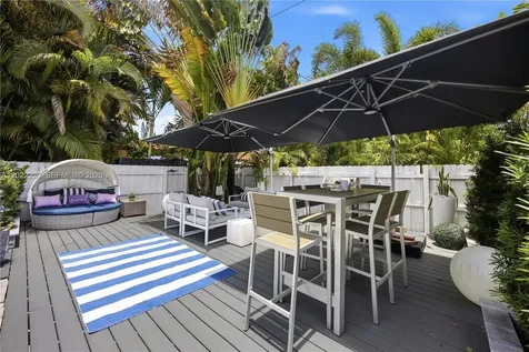 105 NE 28th Court Wilton Manors FL 33334