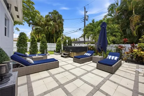 105 NE 28th Court Wilton Manors FL 33334
