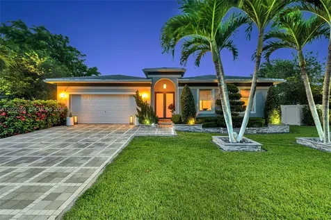 105 NE 28th Court Wilton Manors FL 33334