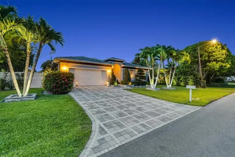 105 NE 28th Court Wilton Manors FL 33334