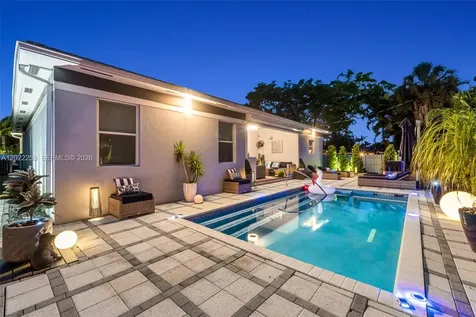 105 NE 28th Court Wilton Manors FL 33334