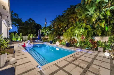 105 NE 28th Court Wilton Manors FL 33334