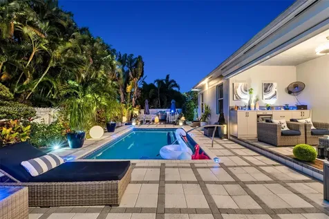 105 NE 28th Court Wilton Manors FL 33334