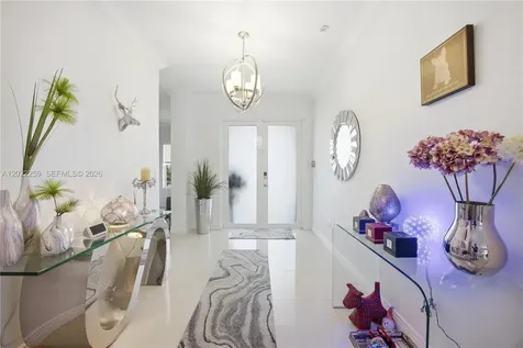 105 NE 28th Court Wilton Manors FL 33334