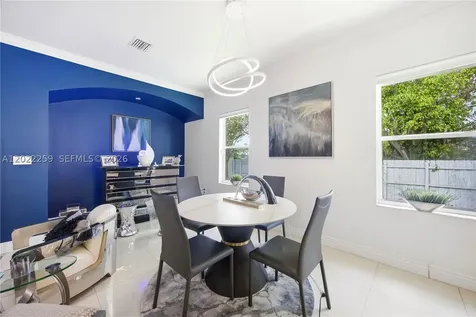 105 NE 28th Court Wilton Manors FL 33334