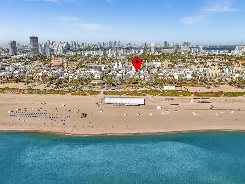 1052 Ocean Drive Miami Beach FL 33139