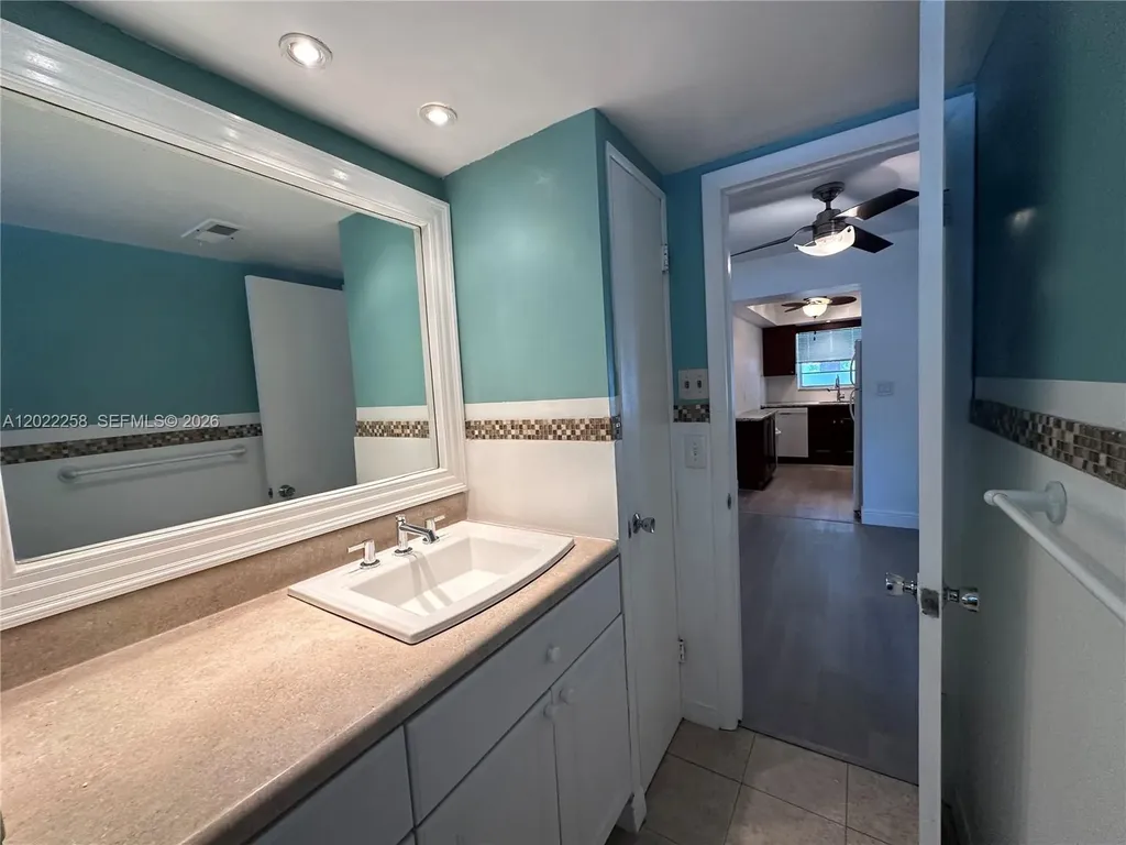 3700 Harrison Street Hollywood FL 33021