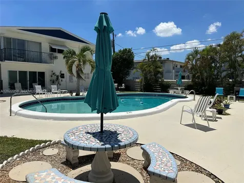 3700 Harrison Street Hollywood FL 33021