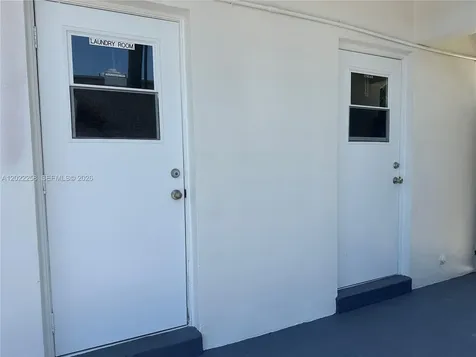 3700 Harrison Street Hollywood FL 33021