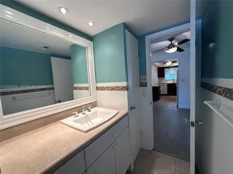 3700 Harrison Street Hollywood FL 33021