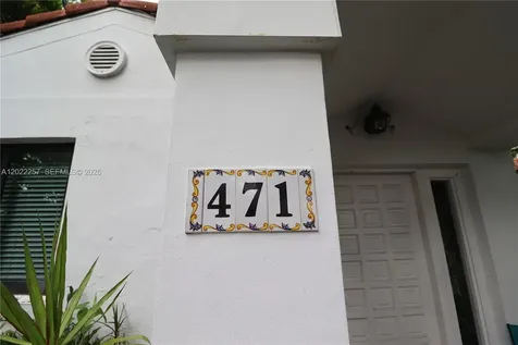 471 NE 53rd Street Miami FL 33137