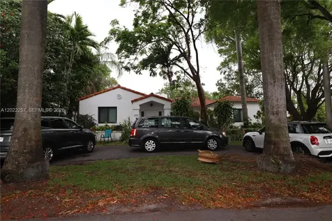 471 NE 53rd Street Miami FL 33137