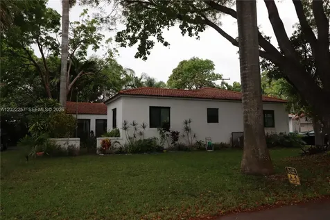 471 NE 53rd Street Miami FL 33137