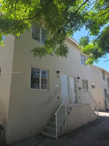 829 SW 3rd Street Miami FL 33130