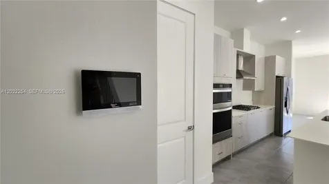 8119 NW 42nd Street Doral FL 33166